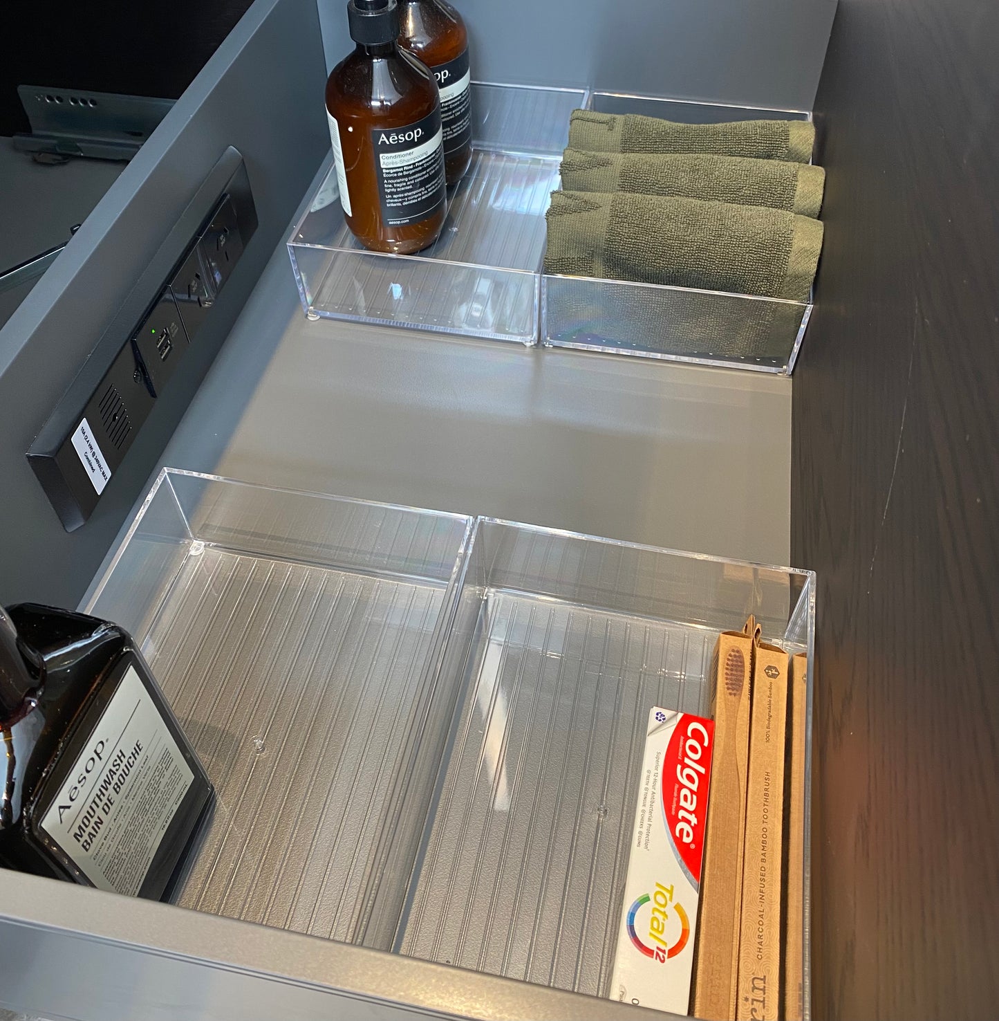 Clear Drawer Classic